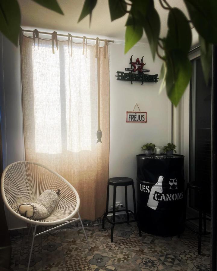 Appartement Vintage 90 M2 Duplex Classe Fréjus Exterior foto